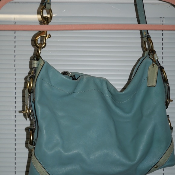 Coach - Picture 4 of 7